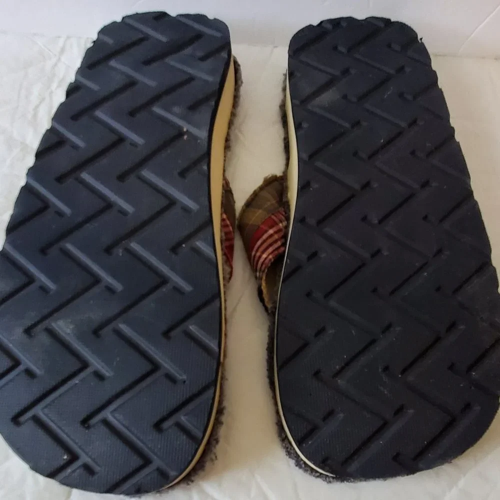 American Rag Paisly Plaid Flip Flops